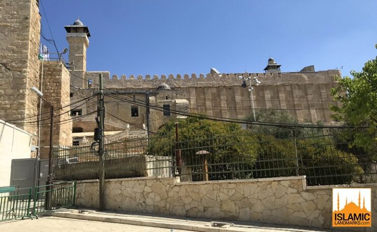 External view of Masjid Ebrahim in Hebron