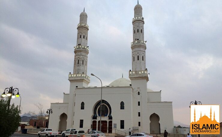 Exterior view of Masjid Areesh