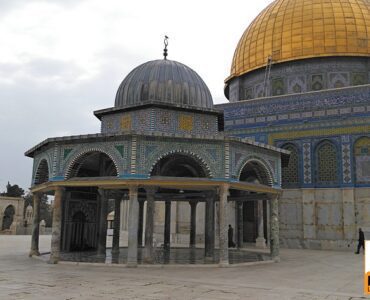 The Dome of the Chain next to the Dome of the Rock