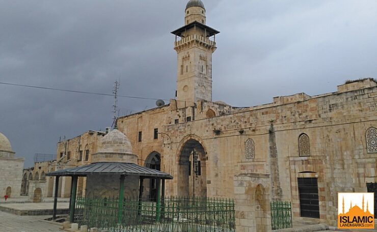 Gate of the Chain Minaret