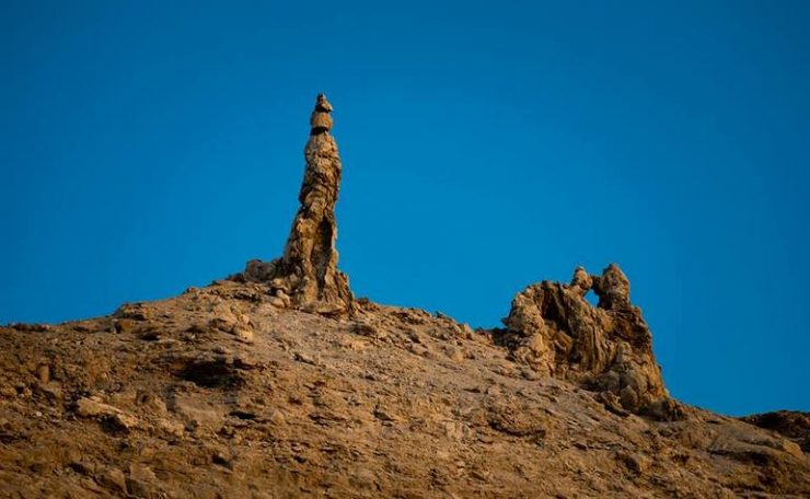 Rock formation alleged to be the wife of Prophet Lut (عليه السلام)