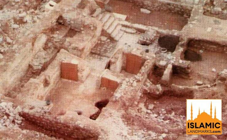 Excavation work on the house of Khadija (رضي الله عنها)