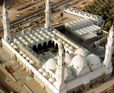 Masjid quba is where the well of arees is located